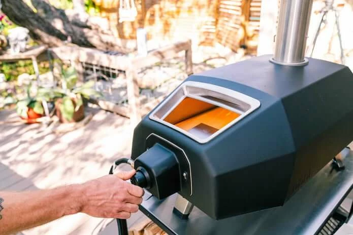 Ooni Natural Gas Burner (Karu 16) - UU-P0F200 6 Ooni Natural Gas Burner (Karu 16) - UU-P0F200