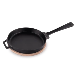 BBQ Accessories Ooni Skillet W/ Removable Handle - UU-P09F00