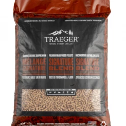 Traeger Canada BBQ Accessories Traeger Signature Blend Pellets (20 Lb.) - Maple, Cherry, Hickory Mix