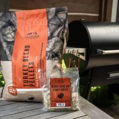 Traeger Canada Traeger Turkey Blend Wood Pellets 18lb + Brine Kit (Limited Edition) - PEL351 13 Traeger Canada Traeger Turkey Blend Wood Pellets 18lb + Brine Kit (Limited Edition) - PEL351