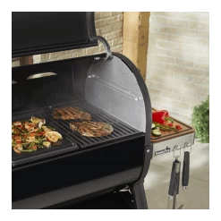 Weber Porcelain-Enameled Cast Iron Cooking Grate (SmokeFire EX4/6 & Spirit 300 Series) - 7011